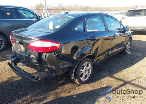2016 Ford Fiesta Se z USA, uszkodzony, nr VIN 3FADP4BJ7GM128386